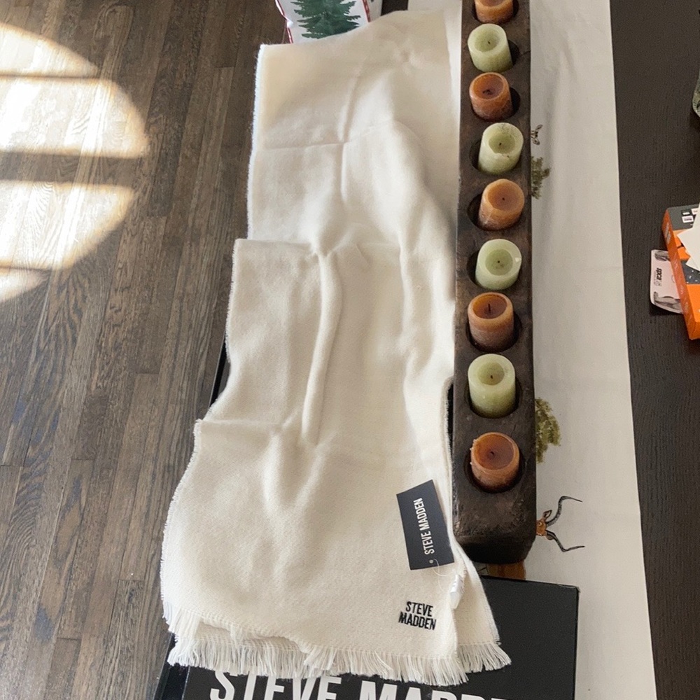 Steve Madden Nib Gorgeous Soft Scarf - image 1